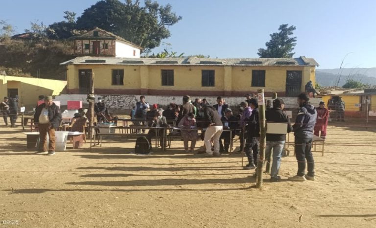 दैलेखको महाबुमा बिहान ११ बजेसम्म ३ हजार मत खस्यो