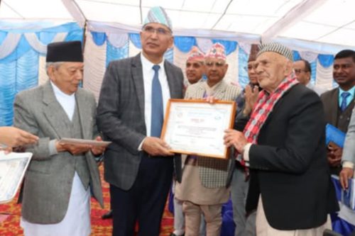 ‘दयाराम परियार स्मृति मानवअधिकार पुरस्कार’ अधिवक्ता कृष्णप्रसाद भण्डारीलाई
