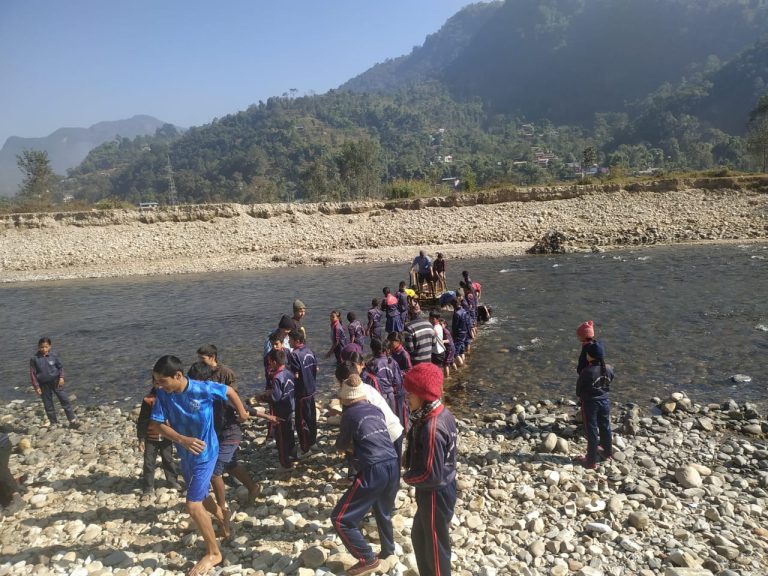 आँधीखोला तर्न ४० वर्षदेखि फट्केकै भर