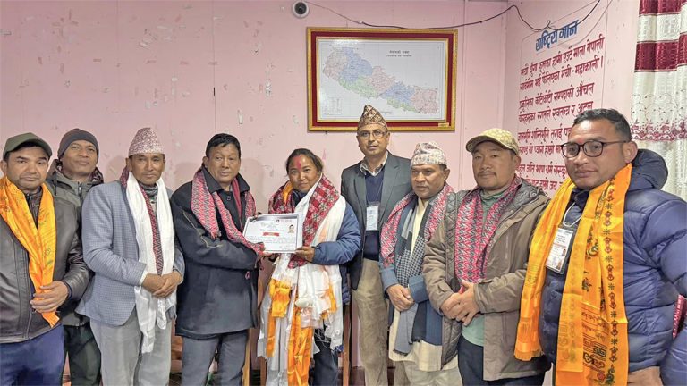 गौरीशंकरको शक्तिमा फर्कियो एमाले
