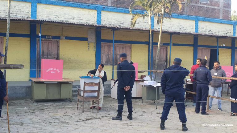 उपनिर्वाचन अपडेट : दिउँसो १ बजेसम्म ४५ प्रतिशत मतदान