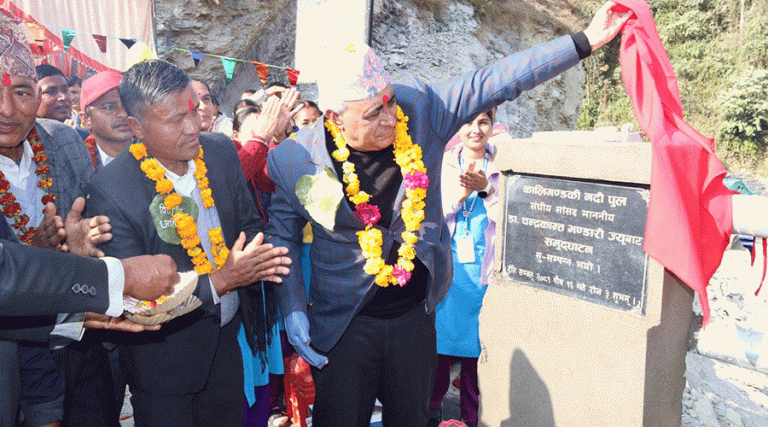 ८ वर्षपछि सञ्चालनमा आयो गुल्मी-पर्वत जोड्ने पक्की पुल