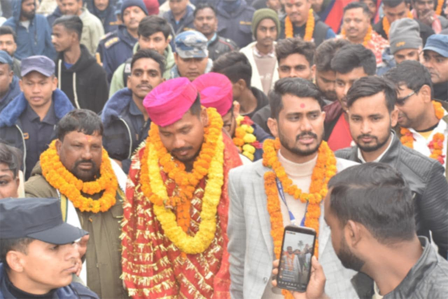 जनकपुर बोल्टसको टोलीलाई छिन्नमस्ता गाउँपालिका गर्‍यो नगदसहित सम्मान
