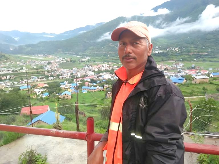 ‘मनग्य कमाइ भो, दुःख खेर गएन’