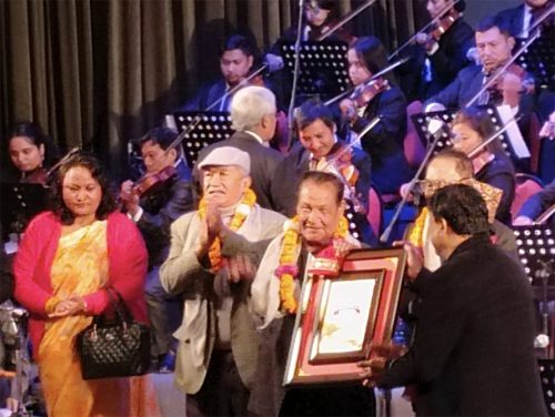नारायण गोपाल स्मृति पुरस्कार कुमार बस्नेत, बुलु मुकारुङ र शिवशंकर थापालाई
