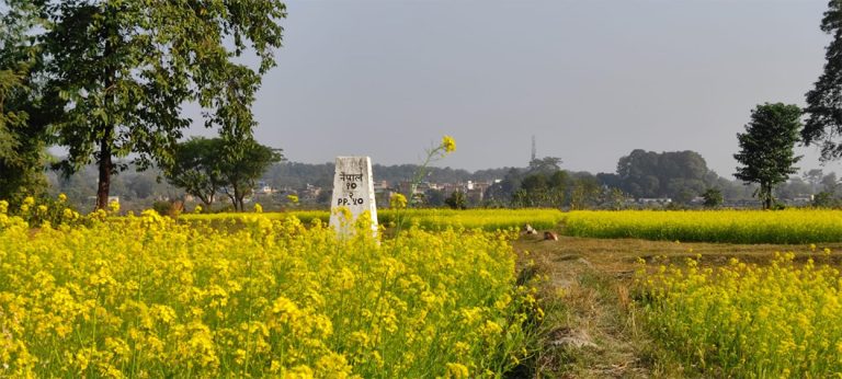 दशगजा वारिपारि पहेँलपुर तोरीबारी, छेकेन सीमाले