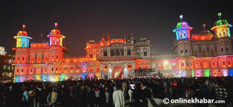 एनपीएल विजेता टोलीलाई जानकी मन्दिर परिसरमा भव्य स्वागत (तस्वीरहरू)