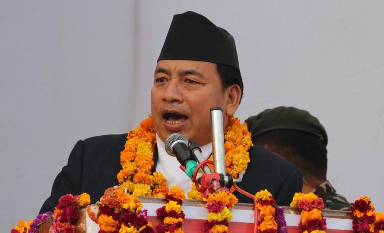 माओवादी पदाधिकारी बैठकमा पूर्वउपराष्ट्रपति पासाङ पनि सहभागी