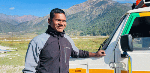 कतारमा महिनाको ४० हजार कमाउँथे, अहिले गाउँमै ६ लाख कमाउँछन् राजेन्द्र