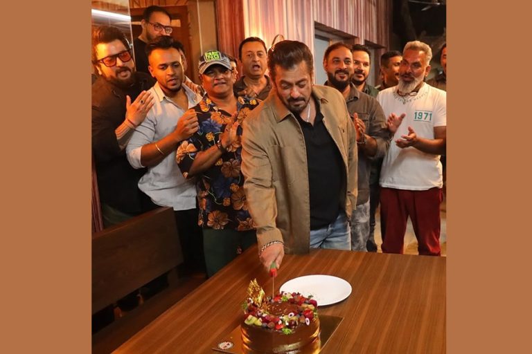 ५९ पुगे सलमान खान, ‘सिकन्दर’ को टिजर भोलि आउने