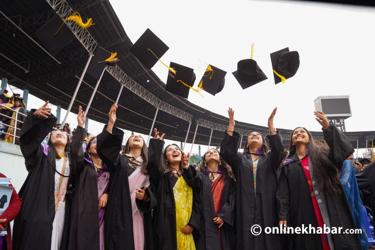 आज त्रिविका १६ हजार बढी विद्यार्थी दिक्षीत हुँदै