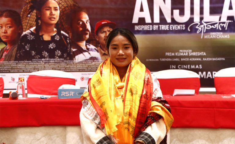 फुटबल खेल्न ग्रीस जान लागेकी एञ्जिलालाई फिल्म ‘अञ्जिला’ले गर्‍यो बिदाइ