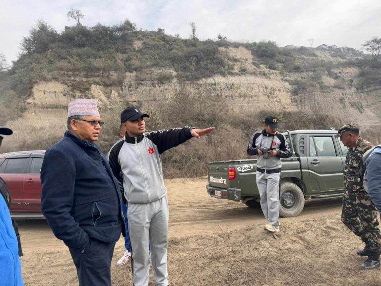 फास्ट ट्रयाकको समस्या लम्बिन दिइँदैन : मन्त्री दाहाल
