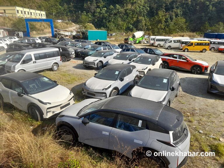 राष्ट्र बैंकले ल्यायो ईभी खरिद कठिन हुने नीति, पेट्रोल गाडीलाई सहज