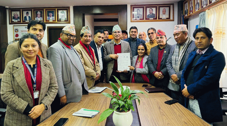 समानीकरण अनुदान कटौती नगर्न सरकारसँग जनप्रतिनिधिको माग 