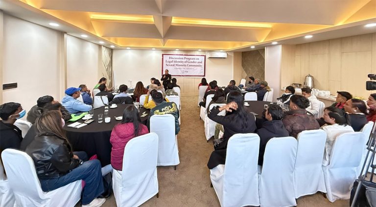 लैंगिक तथा यौनिक अल्पसंख्यकको गुनासो : अधिकार पाउन सधैं अदालत धाउनुपर्‍यो