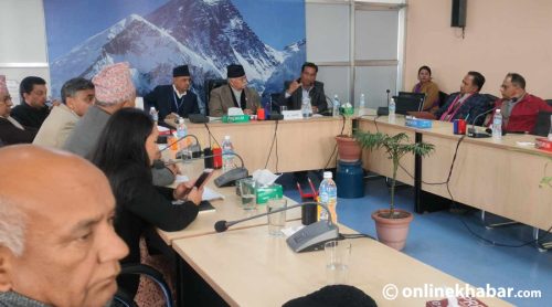 माओवादी सांसदहरूले खोजे संसदीय समितिको क्यालेन्डर