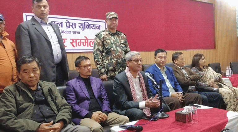 सहकारी प्रकरणमा रविबारे प्रचण्डको टिप्पणी दुर्भाग्यपूर्ण : गृहमन्त्री लेखक