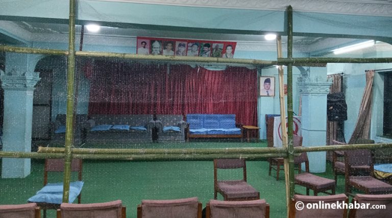 पेरिसडाँडामा अखिल क्रान्तिकारीको मतगणना सुरु हुँदै, तारबारसहितको सुरक्षा