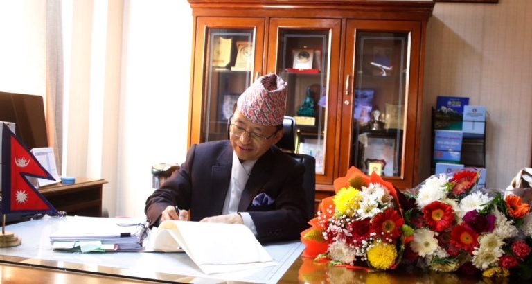परराष्ट्र सचिवमा अमृत राई नियुक्त