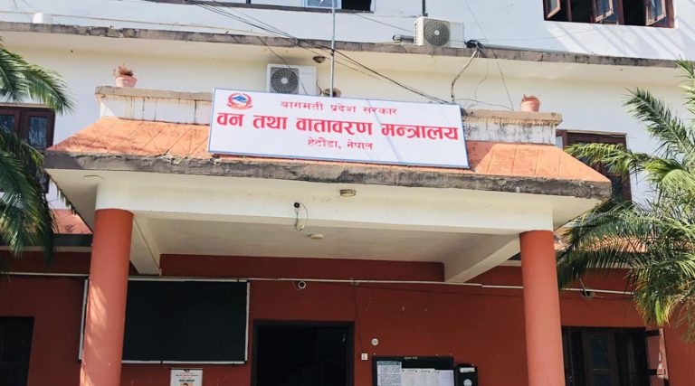 बागमतीका निजी वनमा सालको रुख काट्न अनुमति दिने कार्यविधि तयार