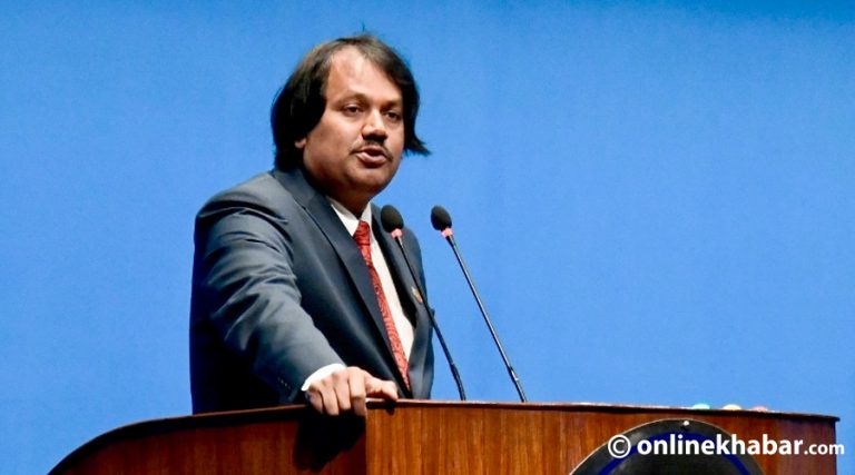 सीके राउत भन्छन्- संसद्को साँचो सरकारले नै बोक्दो रहेछ