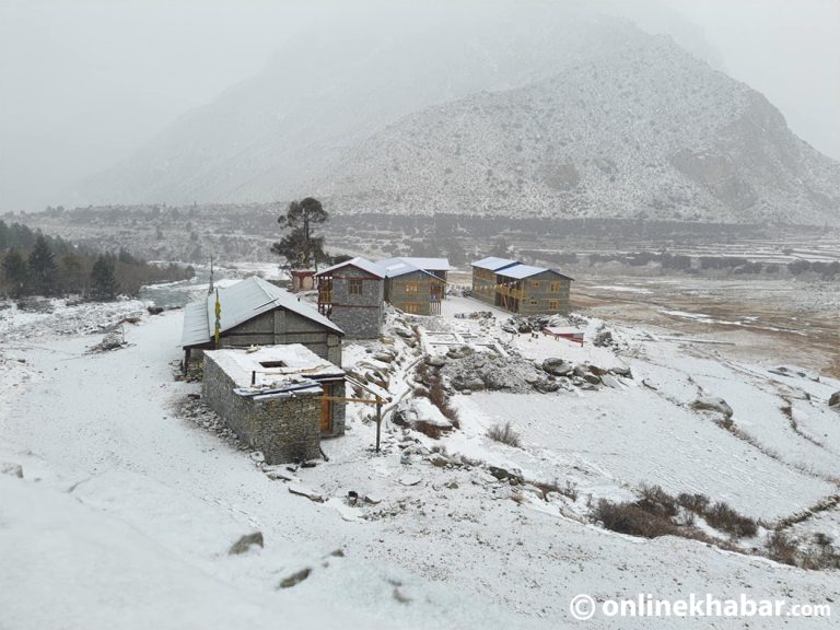 हुम्लामा हिमपात, नेपालगञ्ज र सुर्खेतको उडान रोकियो