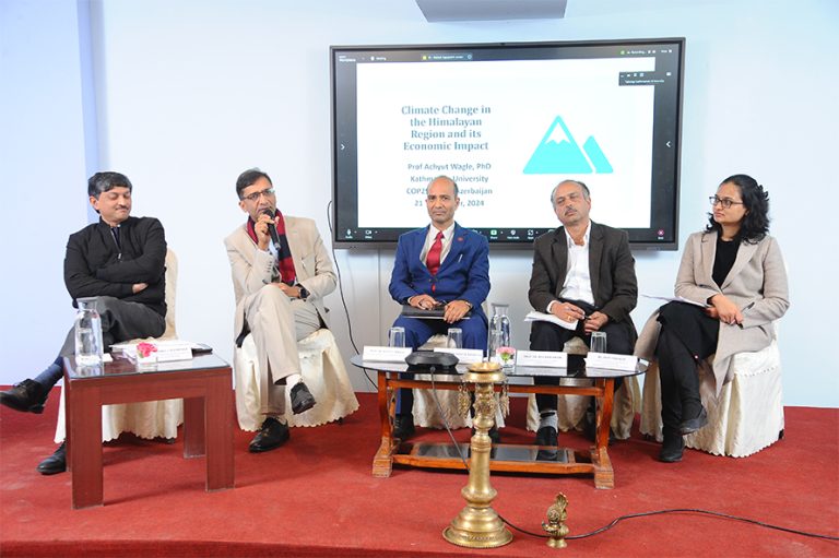 जलवायु परिवर्तनको असरका विषयमा हिमाली मुलुकहरुबीच सहकार्य हुनुपर्नेमा विज्ञको जोड