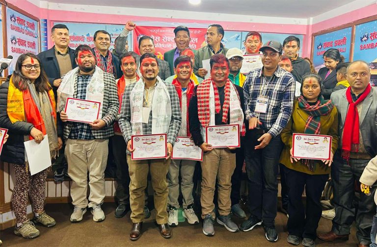 प्रेस सेन्टर नेपाल प्रतिष्ठान प्रदेशको अध्यक्षमा लक्ष्मण दर्नाल सर्वसम्मत