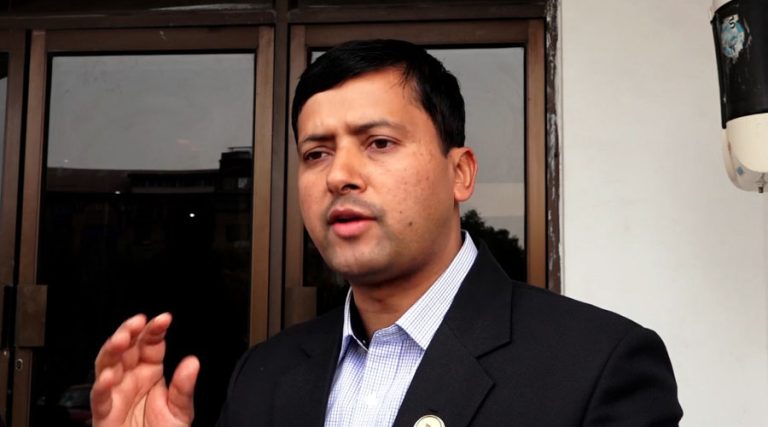 विपक्षी दलहरूले मोर्चाबन्दी गरेर भ्रम फैलाइरहेका छन् : महेश बर्तौला
