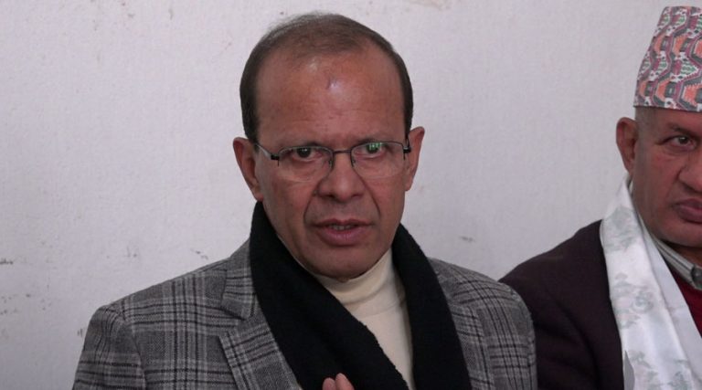 कांग्रेस महामन्त्रीलाई मीनेन्द्रको प्रश्न- अब संसद नचाहिने हो ?