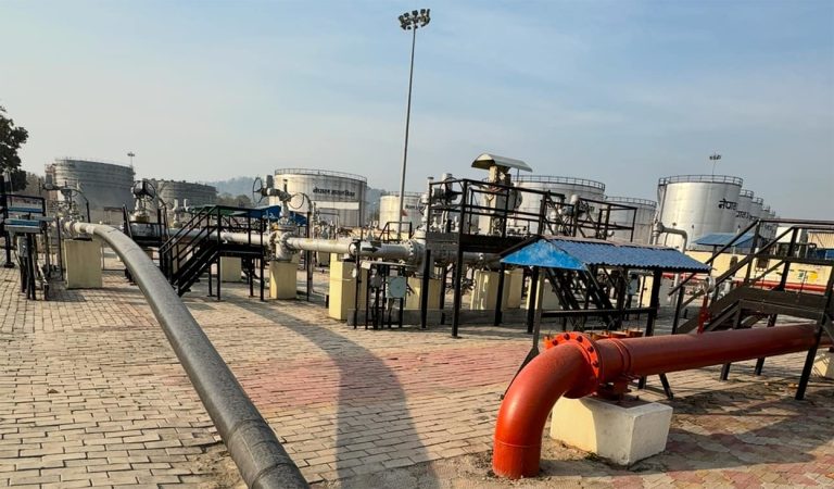 पाइपलाइनबाट पेट्रोल आयात तयारी : ढुवानी खर्च लिटरमा साढे २ रुपैयाँ बचत