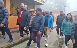देवघाट पुगे प्रचण्ड, नरहरिनाथको तपस्थली अवलोकन