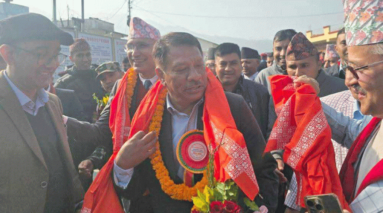 विकास निर्माण सरकारको मुख्य प्राथमिकता : प्रकाशमान सिंह