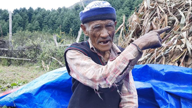 ‘भोटे झारले माटो बिगार्‍यो, आलु फल्नै छाड्यो’