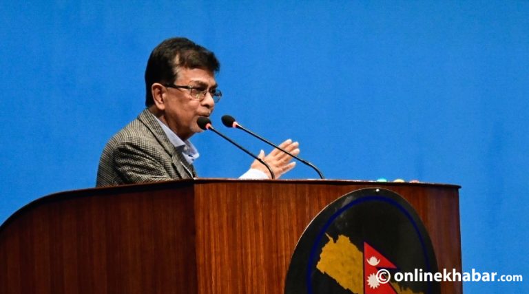 गणतन्त्र कसैले बक्सिस दिएको होइन : पाण्डे