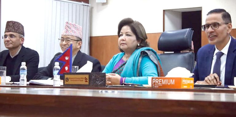 आर्थिक कूटनीतिलाई उच्च प्राथमिकतामा राख्न मिसन प्रमुखहरूलाई परराष्ट्रमन्त्रीको निर्देशन