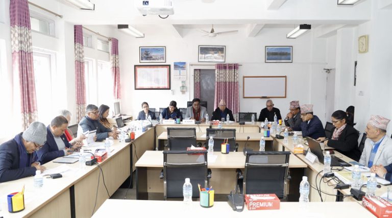 प्रधानमन्त्री र परराष्ट्रमन्त्रीलाई संसदीय समितिमा बोलाउन माग