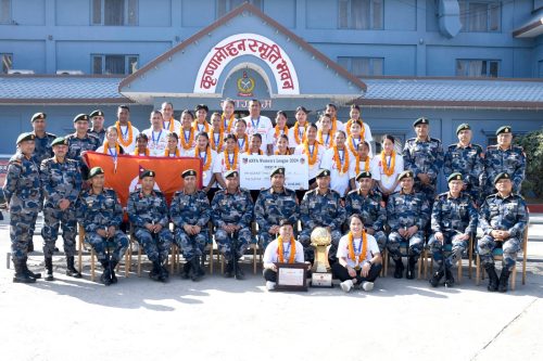 महिला लिग च्याम्पियन एपीएफ महिला फुटबल टोलीलाई सम्मान