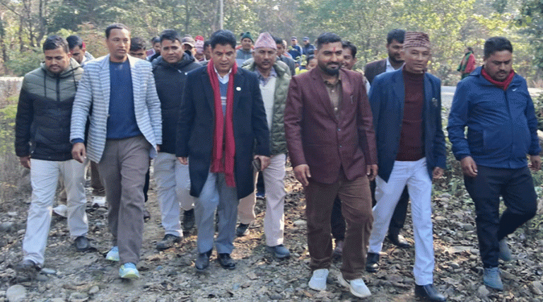 दोधारा चाँदनी सुक्खा बन्दरगाह निर्माणको काम चाँडै अघि बढ्छ : मन्त्री भण्डारी