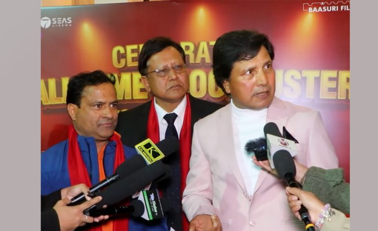 दीपक र जितुलाई दायाँबायाँ राखेर डीसीले भने- मेरो फिल्ममा यी दुईलाई खेलाउँछु