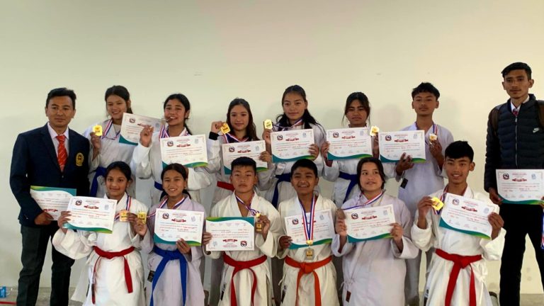 गोकर्णेश्वर नगरस्तरीय राष्ट्रपति रनिङ शिल्डमा योङ हार्ट्स र इस्टपोल च्याम्पियन