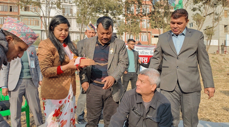 १६औं शताब्दीको इखा पोखरी पुनर्निर्माण सुरु