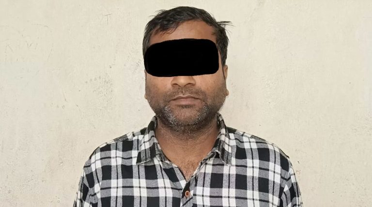 २० वर्षदेखि फरार व्यक्ति समातिए