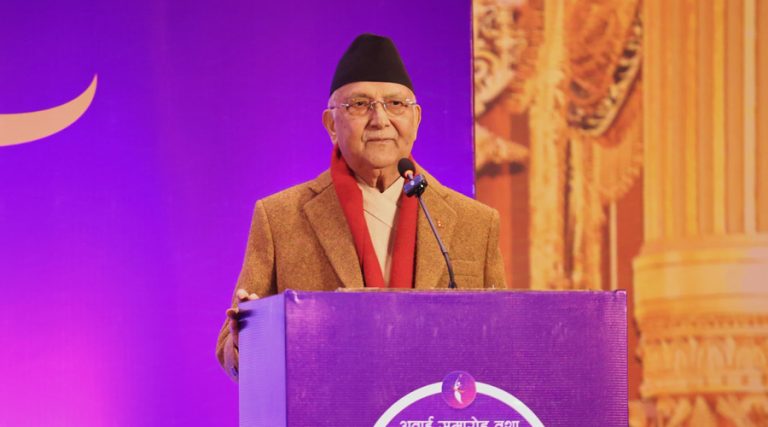 प्रधानमन्त्रीको प्रश्न : चुलोचौकोबाट निस्किएर महिलाले सरकार चलाउनु परिवर्तन होइन ?