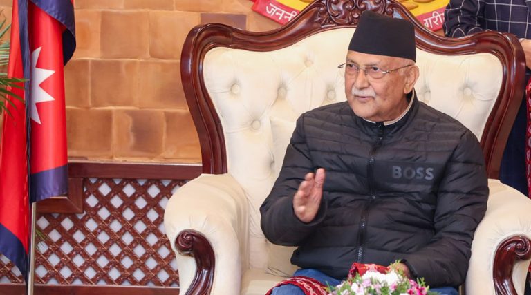 दल फुटाउने र मिलाउने काममा लागेको छैन : प्रधानमन्त्री