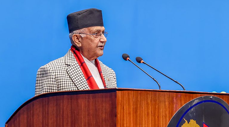 प्रधानमन्त्रीले भने : पार्टी टुक्र्याउने खुद्रे कुरा सरकारको मेनुमा छैन