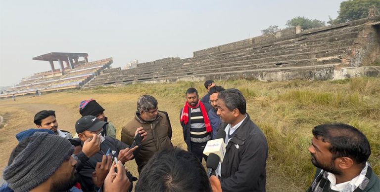 ‘वीरगञ्जमा भाषण गरेर ओली फर्किए, तर नारायणी रंगशाला प्राथमिकतामा परेन’