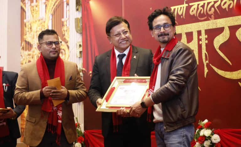 ‘पूर्णबहादुरको सारंगी २’को निर्देशनबाट पछि हटे सरोज पौडेल