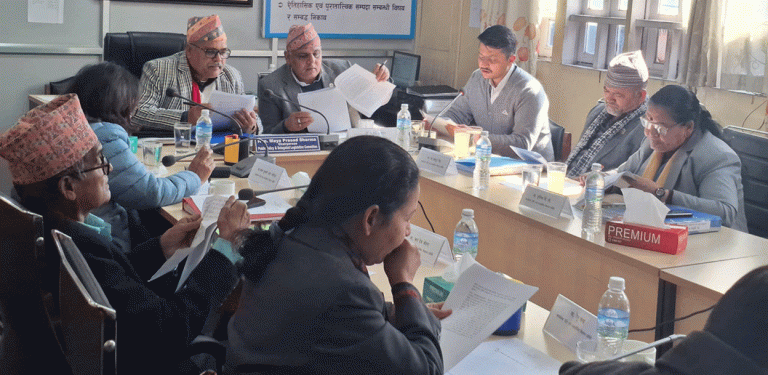 त्रिवि पदाधिकारीले आफ्नो पारिश्रमिक आफैं तोक्नु गलत